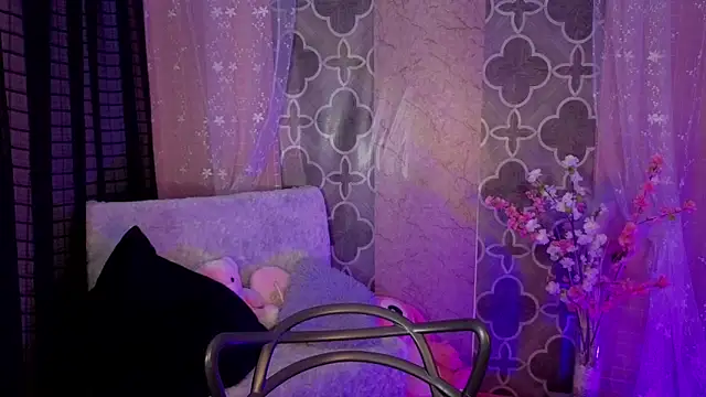 Kayleemorales online show from March 8, 2026, 5:50 pm