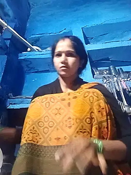 Jooli xx online show from January 19, 2026, 12:47 am