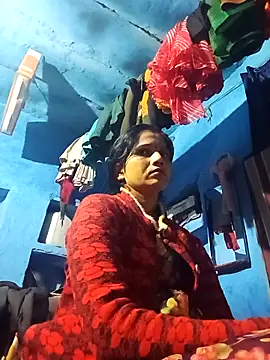 Jooli xx online show from February 18, 2026, 3:19 pm