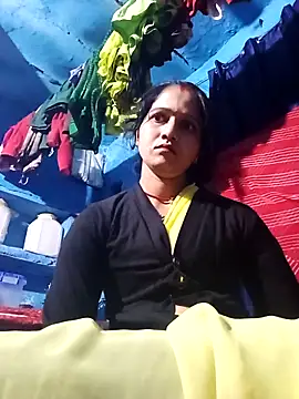 Jooli xx online show from March 5, 2026, 4:03 pm