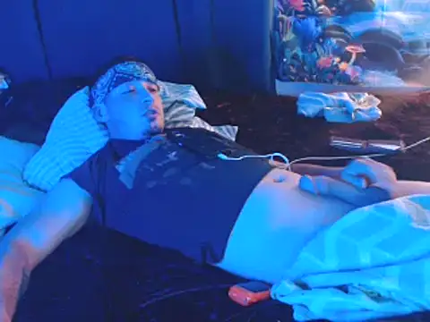 YoBlezz online show from November 16, 2025, 9:04 am