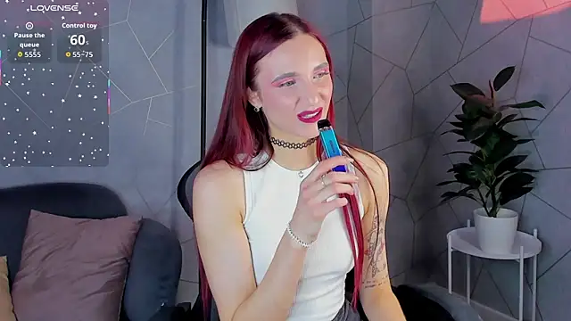 Snapshot of Alisha_Green chatting on February 3, 2026, 9:47 am Alisha Green online show from February 3, 2026, 9:47 am