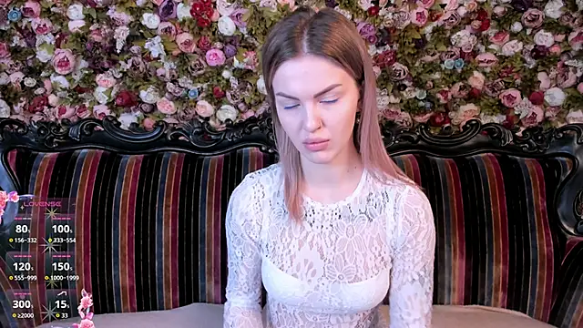 NaomiSol online show from November 27, 2025, 7:16 pm