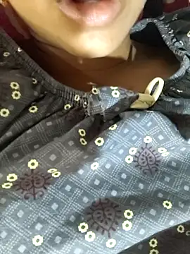 Snapshot of telugu_roja_099 chatting on October 16, 2025, 4:02 am telugu roja 099 online show from October 16, 2025, 4:02 am