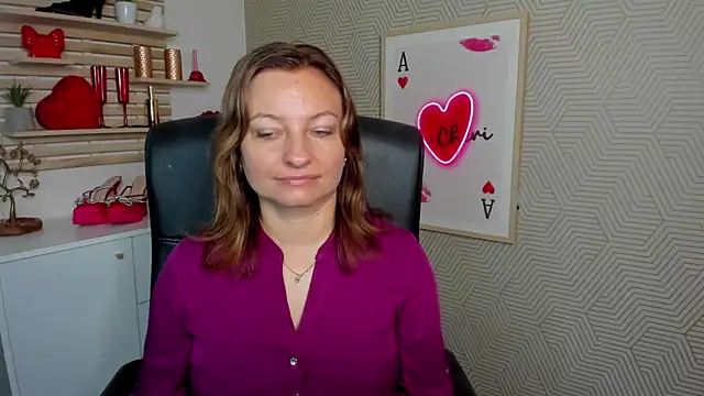 angelaSamt online show from July 13, 2026, 5:54 am