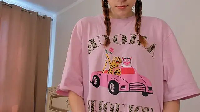 VelvetRisque online show from March 30, 2026, 7:20 am