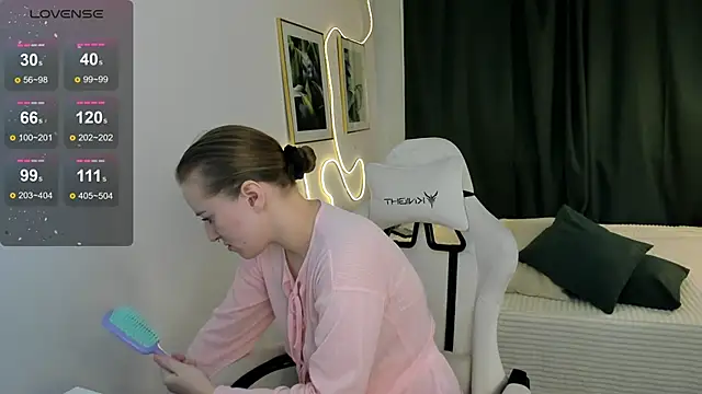 Alice Cire online show from January 12, 2026, 5:18 pm