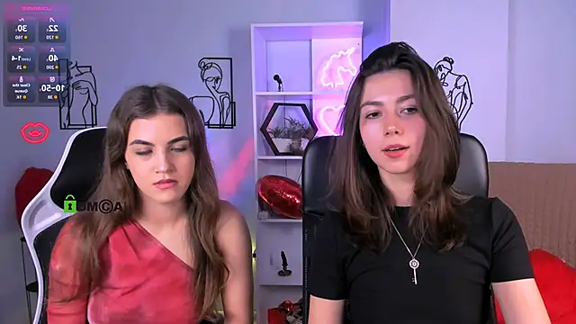 kitniss dreamy online show from October 9, 2025, 12:25 pm