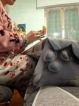 TigreBianca27 online show from November 3, 2025, 10:21 pm