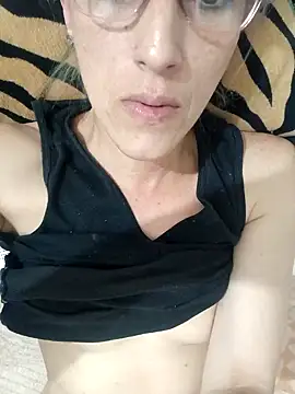 Valeri hot ass online show from November 27, 2025, 4:14 am