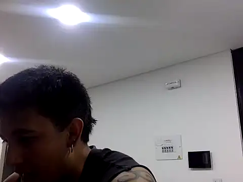 KianxxTeach online show from April 16, 2026, 1:28 am