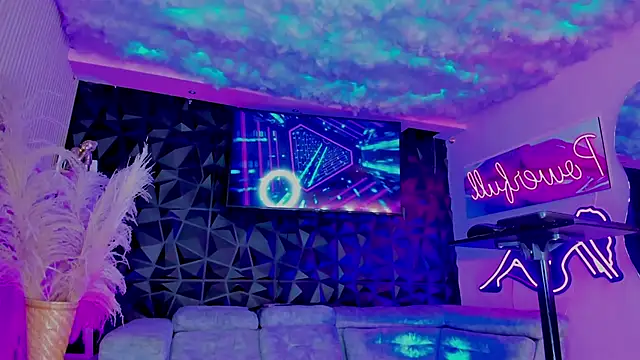 Snapshot of Naomy_Alvaradoo chatting on October 21, 2025, 7:25 pm Naomy Alvaradoo online show from October 21, 2025, 7:25 pm