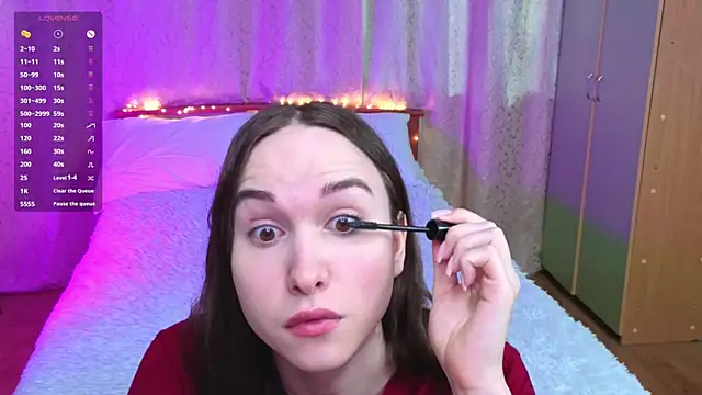 Angeel Kate online show from April 14, 2026, 4:18 am