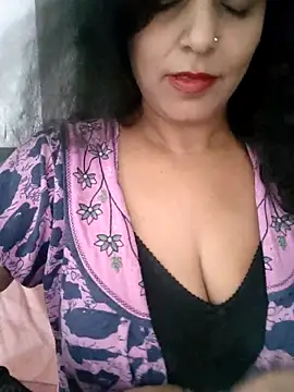 Deepa Sharma143 online show from September 30, 2025, 5:01 am