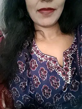 Deepa Sharma143 online show from November 7, 2025, 5:18 am