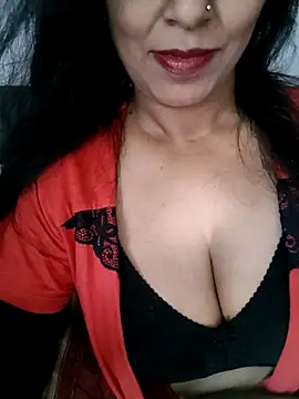 Deepa Sharma143 online show from March 11, 2026, 1:55 am