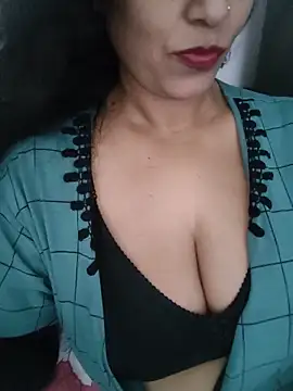 Snapshot of Deepa_Sharma143 chatting on June 20, 2026, 2:03 am Deepa Sharma143 online show from June 20, 2026, 2:03 am