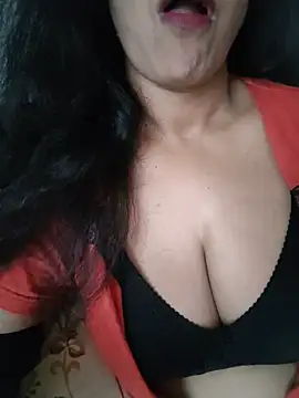 Snapshot of Deepa_Sharma143 chatting on June 21, 2026, 2:03 am Deepa Sharma143 online show from June 21, 2026, 2:03 am