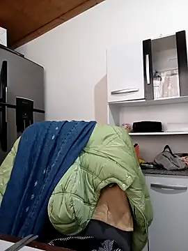 Snapshot of bellita13 chatting on October 28, 2025, 3:14 pm bellita13 online show from October 28, 2025, 3:14 pm