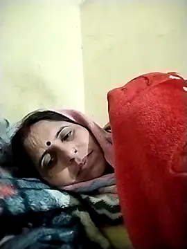 Snapshot of Hot_liya54 chatting on February 3, 2026, 12:53 am Hot liya54 online show from February 3, 2026, 12:53 am