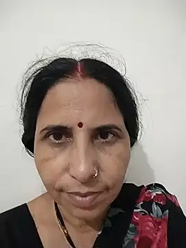 Snapshot of Hot_liya54 chatting on August 4, 2026, 1:31 am Hot liya54 online show from August 4, 2026, 1:31 am