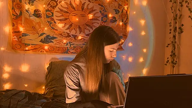 AliceCUNTach online show from February 10, 2026, 5:22 am