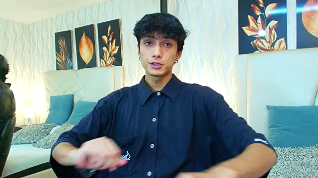 Lean Portman online show from November 26, 2025, 8:43 pm