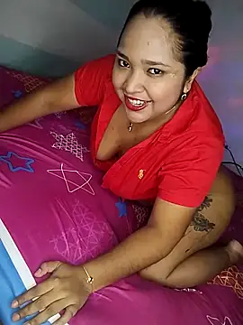 Angelly ricura online show from November 15, 2025, 3:08 pm