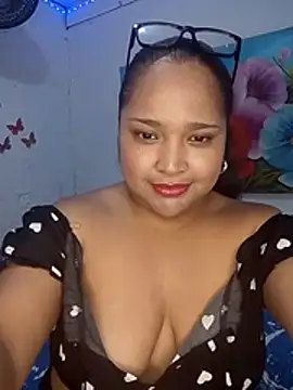 Snapshot of Angelly_ricura chatting on March 19, 2026, 5:55 am Angelly ricura online show from March 19, 2026, 5:55 am