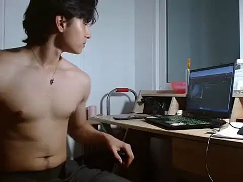 TeddyBear 07 online show from September 12, 2025, 1:44 pm