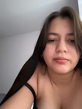 Angeldusttt online show from November 9, 2025, 7:34 pm