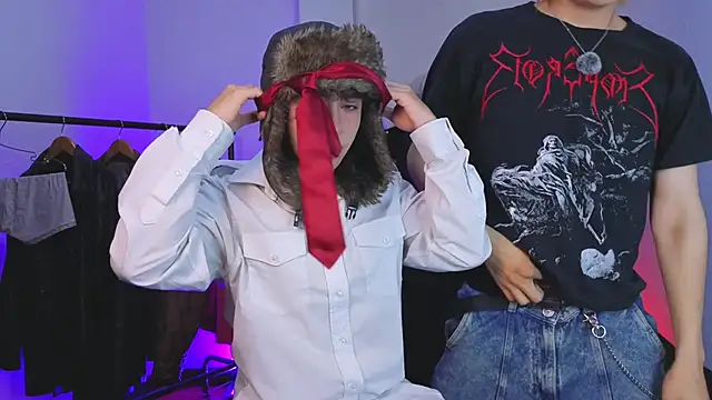 Vamps Lovers online show from September 13, 2025, 12:38 pm