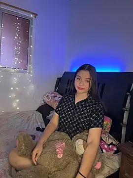 Snapshot of Ashley_and_Zoe chatting on February 28, 2026, 3:57 pm Ashley and Zoe online show from February 28, 2026, 3:57 pm