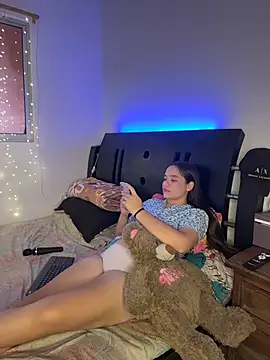 Snapshot of Ashley_and_Zoe chatting on March 1, 2026, 2:30 pm Ashley and Zoe online show from March 1, 2026, 2:30 pm