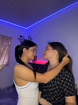 Ashley and Zoe online show from April 5, 2026, 4:59 pm