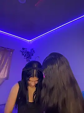 Snapshot of Ashley_and_Zoe chatting on May 9, 2026, 2:22 pm Ashley and Zoe online show from May 9, 2026, 2:22 pm