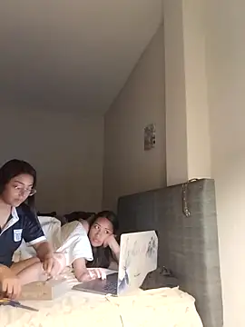 Venuxx online show from November 20, 2025, 3:28 am