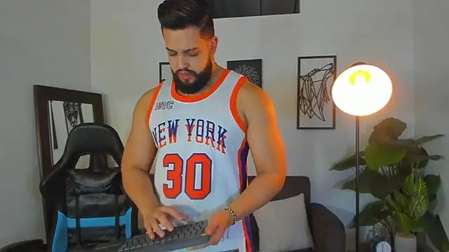 Snapshot of Justin_kingX7 chatting on March 29, 2026, 1:38 am Justin kingX7 online show from March 29, 2026, 1:38 am