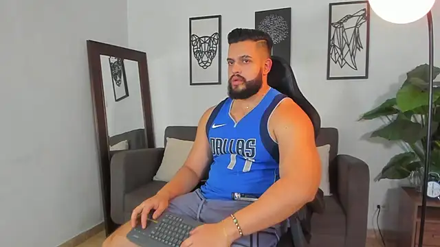 Snapshot of Justin_kingX7 chatting on April 10, 2026, 4:06 am Justin kingX7 online show from April 10, 2026, 4:06 am