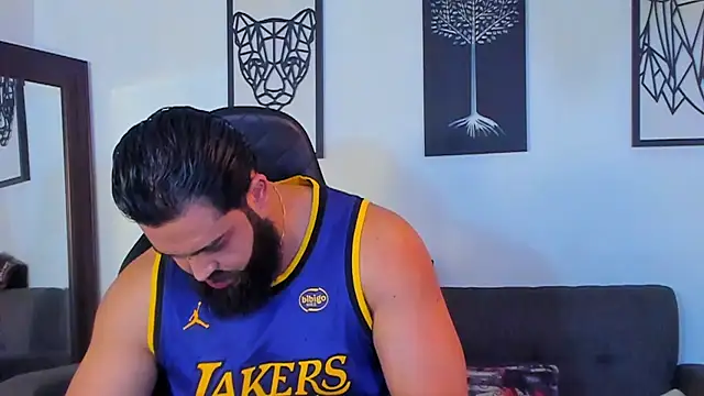 Justin kingX7 online show from July 15, 2026, 4:51 am