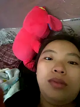 viluna online show from September 24, 2025, 5:44 am