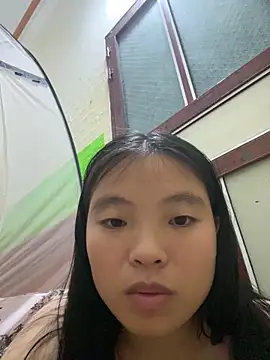 viluna online show from November 8, 2025, 2:17 pm