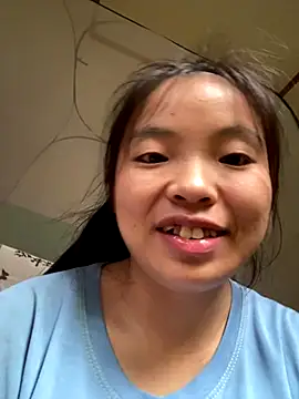 viluna online show from December 4, 2025, 6:44 am