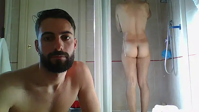 Amicisegreti online show from February 23, 2026, 3:31 pm