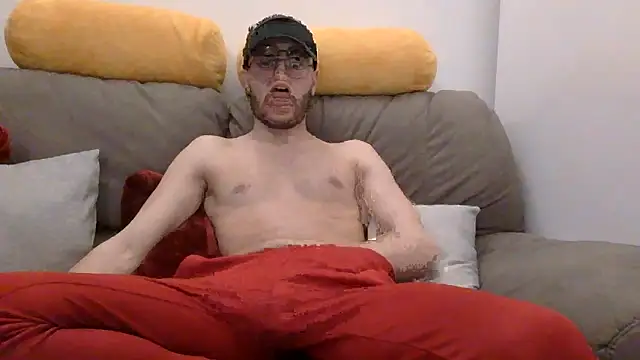 Amicisegreti online show from March 17, 2026, 5:49 pm