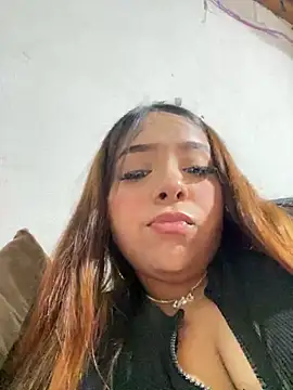 Snapshot of florexi chatting on November 5, 2025, 5:29 am florexi online show from November 5, 2025, 5:29 am