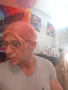 mistismoker online show from May 1, 2026, 3:44 am