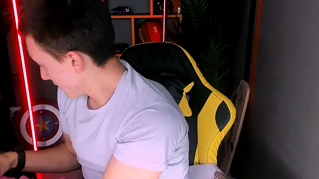 David  Diamond online show from November 7, 2025, 4:07 pm