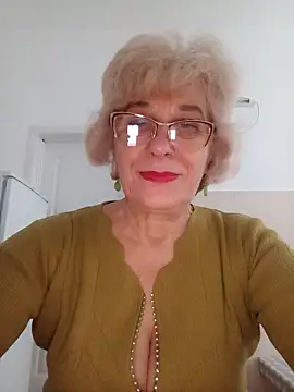 52MiaLove02 online show from November 6, 2025, 5:30 am