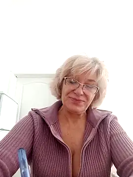 52MiaLove02 online show from December 15, 2025, 9:13 am